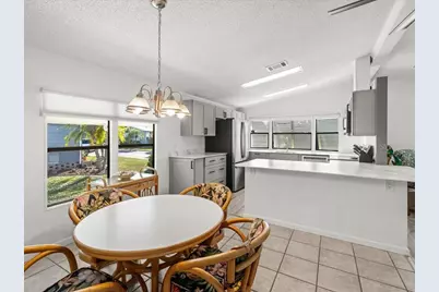 809 Manchester Court, Englewood, FL 34223 - Photo 10