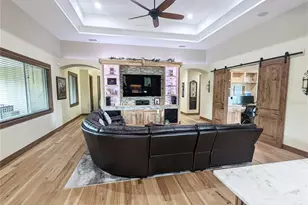 710 Albee Rd W, Nokomis, FL 34275 - Photo 10