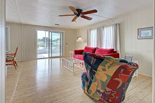 16 N Botany Bay Cir, Englewood, FL 34223 - Photo 20