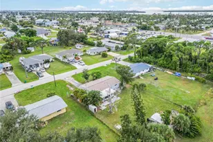 2032 Pennsylvania Ave, Englewood, FL 34224 - Photo 28