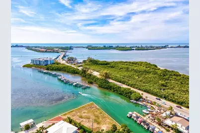 14026 Royal Pointe Drive, Port Charlotte, FL 33953 - Photo 84