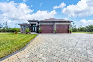 10451 Hatchett Circle, Port Charlotte, FL 33981 - Photo 2