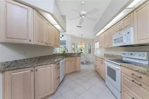 8460 Gateway Ct, Englewood, FL 34224 - Photo 6