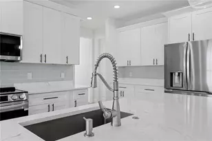 2805 Anniston Rd, North Port, FL 34288 - Photo 16