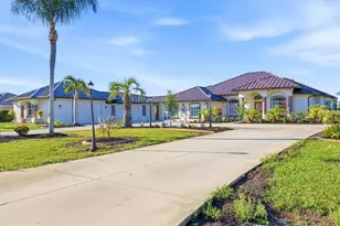 646 Boundary Blvd, Rotonda West, FL 33947 - Photo 80