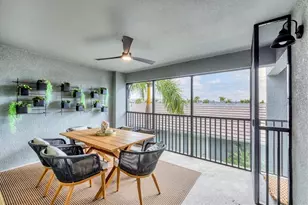 12520 Galapagos Ct, Venice, FL 34293 - Photo 2