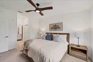 12520 Galapagos Ct, Venice, FL 34293 - Photo 12