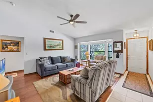 521 Artists Ave, Englewood, FL 34223 - Photo 6