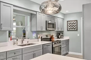 11097 Euler Ave, Englewood, FL 34224 - Photo 8