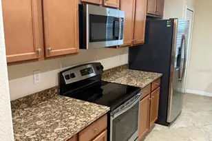 12792 Richezza Dr, Venice, FL 34293 - Photo 6