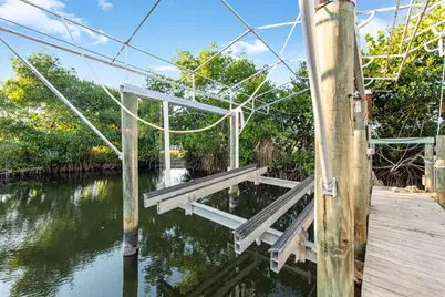 300 E Bay Heights Avenue, Englewood, FL 34223 - Photo 52