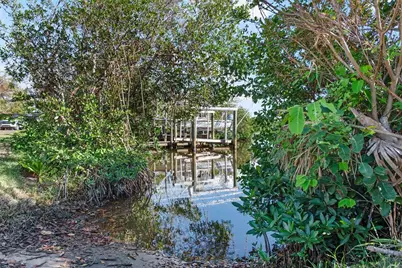 300 E Bay Heights Avenue, Englewood, FL 34223 - Photo 54