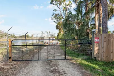 300 E Bay Heights Avenue, Englewood, FL 34223 - Photo 64