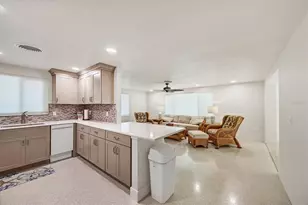 1245 Holiday Dr, Englewood, FL 34223 - Photo 12