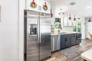 830 Park Rd, Englewood, FL 34223 - Photo 12