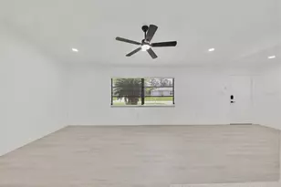 948 Andrews Ave NW, Port Charlotte, FL 33948 - Photo 8