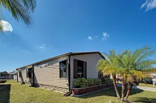 137 N Fiji Cir, Englewood, FL 34223 - Photo 12