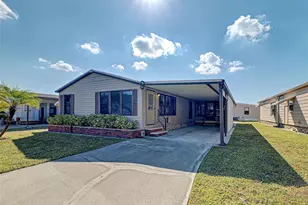 137 N Fiji Cir, Englewood, FL 34223 - Photo 2