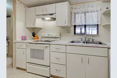 137 N Fiji Circle, Englewood, FL 34223 - Photo 18