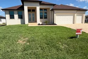 9364 Miami, Port Charlotte, FL 33981 - Photo 1