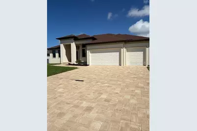 9364 Miami, Port Charlotte, FL 33981 - Photo 2