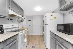 619 Via Cala, Englewood, FL 34224 - Photo 12