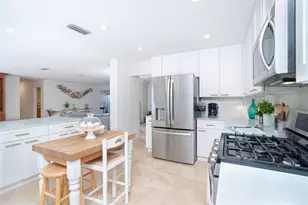 1648 Shelburne Ln, Sarasota, FL 34231 - Photo 20