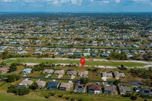 82 Pinehurst Pl, Rotonda West, FL 33947 - Photo 8