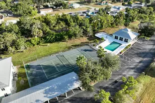 8101 Memory Ln, Rotonda West, FL 33947 - Photo 32