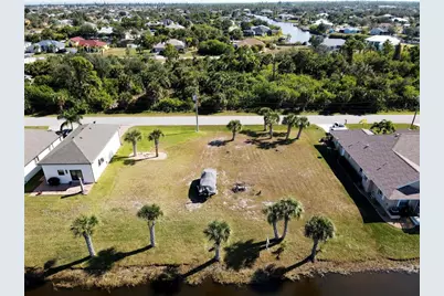 9514 Snapper Circle, Port Charlotte, FL 33981 - Photo 4