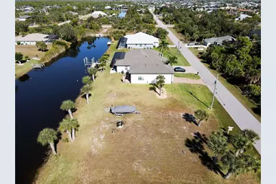 9514 Snapper Circle, Port Charlotte, FL 33981 - Photo 6