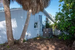 3465 Gulf Ln, Rotonda West, FL 33947 - Photo 10