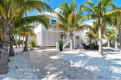 7370 Palm Island Drive #SS3, Placida, FL 33946 - Photo 4