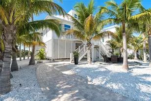 7370 Palm Island Dr, Placida, FL 33946 - Photo 4