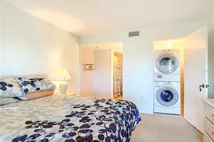 404 Cerromar Cir N, Venice, FL 34293 - Photo 18