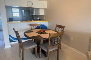 404 Cerromar Cir N, Venice, FL 34293 - Photo 6
