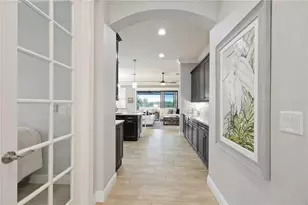 23889 Waverly Cir, Venice, FL 34293 - Photo 6