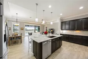 23889 Waverly Cir, Venice, FL 34293 - Photo 10