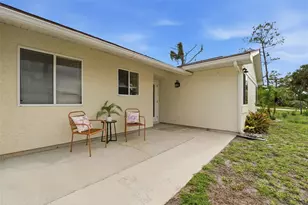 10421 Chablis Ave, Englewood, FL 34224 - Photo 4