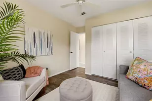 10421 Chablis Ave, Englewood, FL 34224 - Photo 18