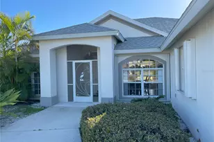 640 Boundary Blvd, Rotonda West, FL 33947 - Photo 2