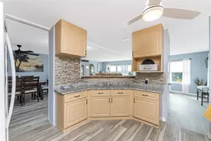 2860 Penguin Ln, Englewood, FL 34224 - Photo 12