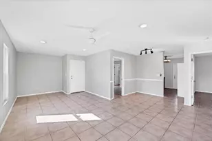 9264 Anita Ave, Englewood, FL 34224 - Photo 4