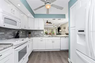 2955 N Beach Rd, Englewood, FL 34223 - Photo 16