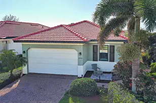 10353 Crooked Crk Dr, Venice, FL 34293 - Photo 2