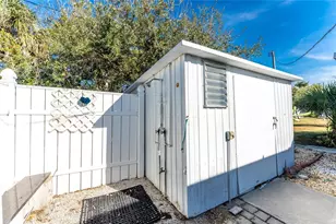 3111 Waterside Dr, Englewood, FL 34224 - Photo 40