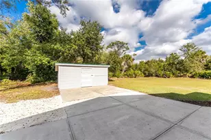 285 S Oxford Dr, Englewood, FL 34223 - Photo 44