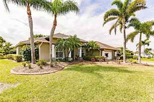 254 Rotonda Blvd E, Rotonda West, FL 33947 - Photo 1