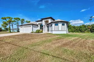 27 Tee View Rd, Rotonda West, FL 33947 - Photo 6