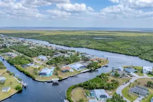 18610 Ayrshire Cir, Port Charlotte, FL 33948 - Photo 36